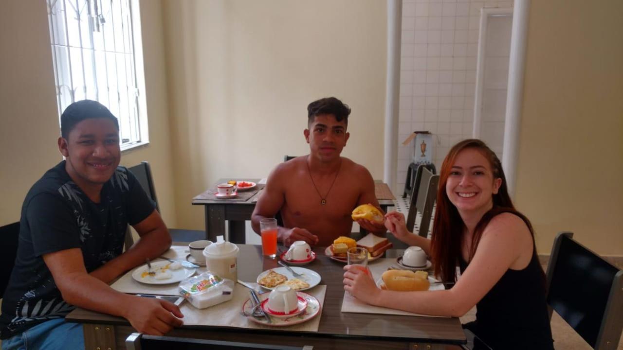 Hostel Sol Da Barra Salvador Esterno foto